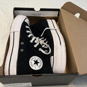 Like New Womens Converse platform high-top sneakers